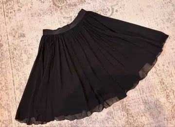 폭시 뉴욕 쉬폰 플레어 스커트 컬러: 블랙 사이즈: 42