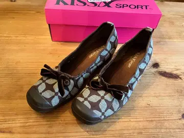 키사 스포츠 브라운&스카이블루 리본 부착 스니커즈 24