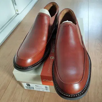 Clarks 슬립온 비즈니스 슈즈 브라운