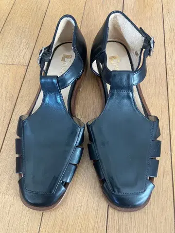 PASCUCCI 파스쿠치 구르카 샌들 여성용 가죽 미사용품