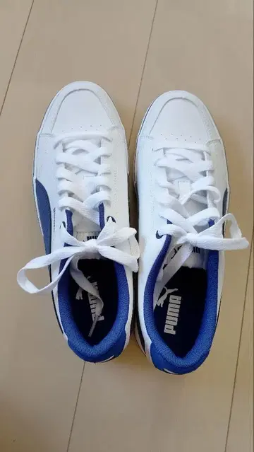 [ 미사용 새상품 ] PUMA 스니커즈 화이트/블루