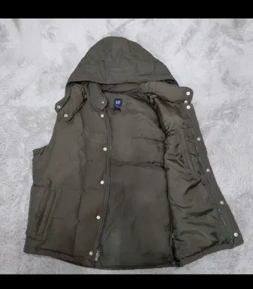 GAP 후드 부착 다운 베스트 올리브 그린