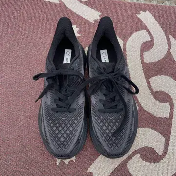 HOKA ONE ONE CLIFTON 9