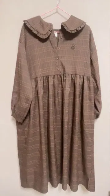 bear 자수 체크 원피스