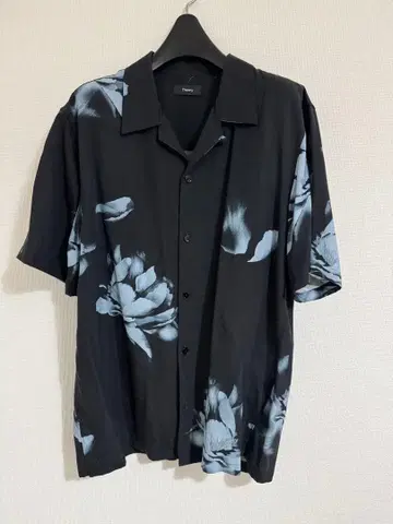 theory 플라워 프린트 오픈 카라 셔츠