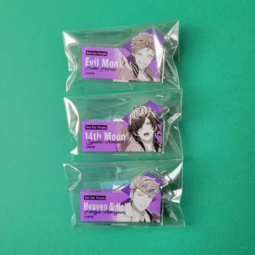 히프마이 하라이 쿠코, 시지미 쥬시, 텐고쿠 고쿠 MC 네임 배지 컬렉션