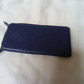 네이비 가죽 장지갑 카드 슬롯 포함