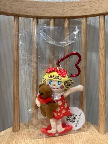 컬리 컬렉션 딸기짱 키링 참