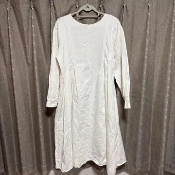 y122707 Ungrid 원피스 화이트 루즈핏 사이즈 F