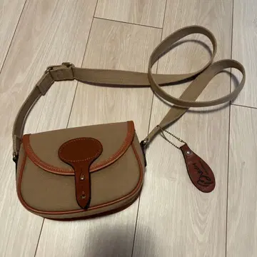 미사용 새상품 Brady 숄더백