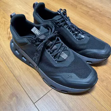 On Cloudnovax 블랙 스니커즈 31cm