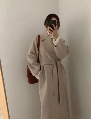 베이지 롱 코트 애프리콧