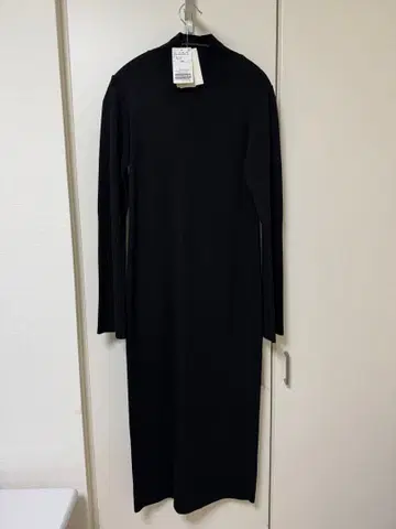 [ 새상품 ] NOBLE I라인 니트 원피스