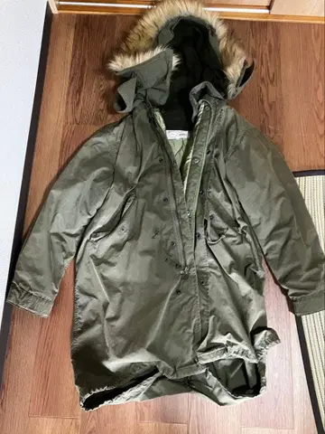 AVIREX M65 모즈 코트