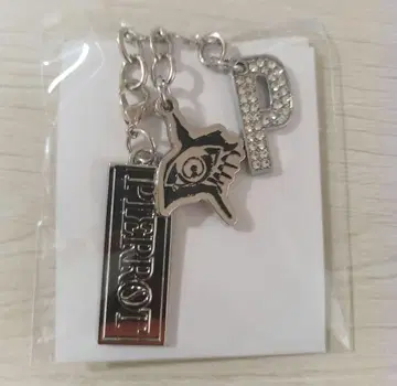 PIERROT 키링