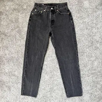 Levi's 501' 81 블랙 스트레이트 데님 W24