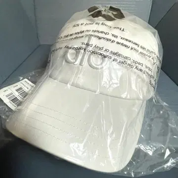 정품 새상품 alo 캡 화이트 BLACKPINK 지수 애용