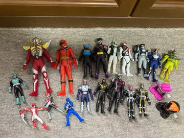 가면라이더 전대물 피규어 모음