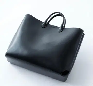 YAHKI VIRINA 별주 스퀘어 토트백 네이비