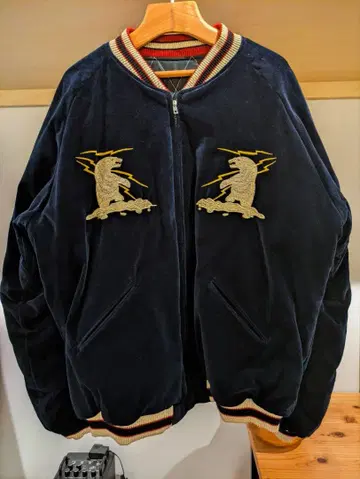 [벨벳] 알래스카 자수 스카잔 백곰 산양 썰매 다크 네이비 리버서블