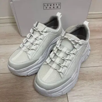 로리즈팜 레이스업 스니커즈