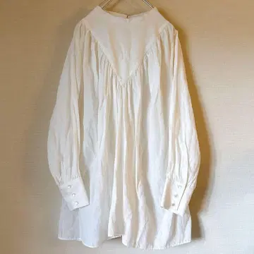 FREE 사이즈 Omekashi V 개더 블라우스