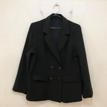 루엘 Louere 백 슬릿 테일러드 자켓 블랙 [ S ]