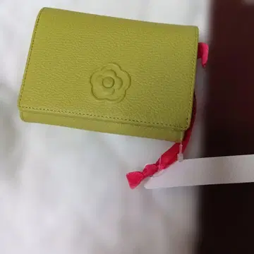 가죽 접이식 지갑 라임 그린 꽃 모티브