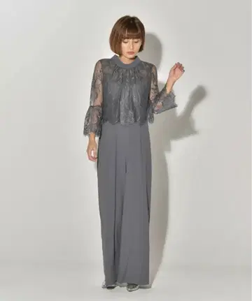 다크 그레이 레이스 드레스 긴팔 하이넥