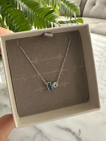 미사용 새상품 TSUTSUMI k10 목걸이