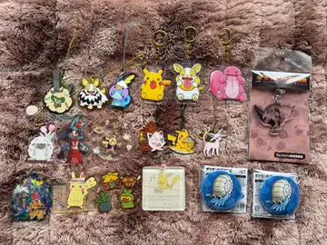 포켓몬 아크릴 참 키링 캔뱃지 묶음 판매