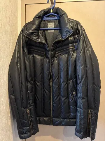 블랙 다운 자켓