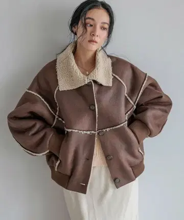 LOWRYSFARM 로리즈팜 무스탕 토글 블루종 브라운