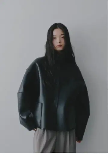 [ 새상품 ] A part by 무스탕 리버 블루종