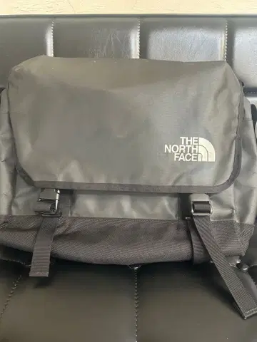 THE NORTH FACE 블랙 메신저 백