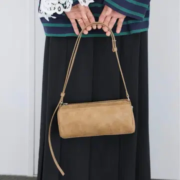 STAND OIL 스웨이드 숄더백