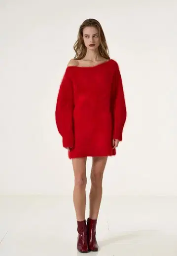 THE TOE Richmond Angora Sweater