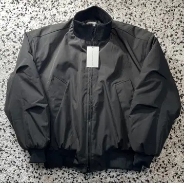 BEAULARES PUFFY BOMBER JACKET 블랙 M 사이즈