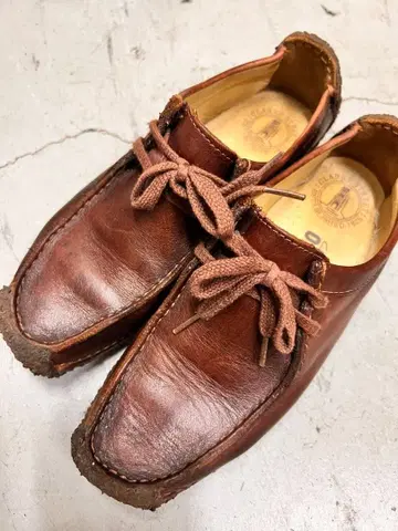 Clark's 브라운 가죽