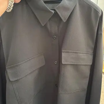 세븐페어리 PASSIONE 블랙 버튼 셔츠 긴팔