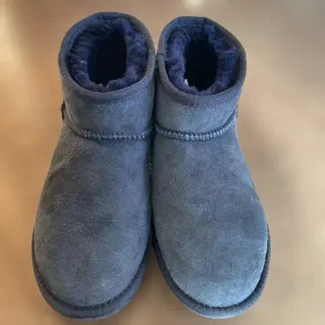 EMU 블루 어그 부츠