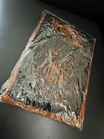 미개봉 새상품 King Gnu 로고 디자인 타월 블랙 브라운