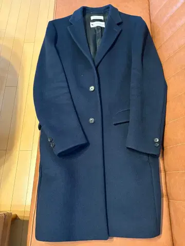 네이비 체스터 코트 울 계열