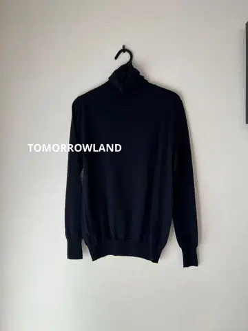 TOMORROWLAND 터틀넥 니트