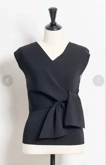 노엘라 프론트 타이 니트