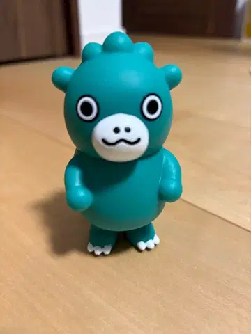 고질라 피규어 청록색