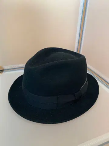 블랙 울 펠트 햇 리본 포함