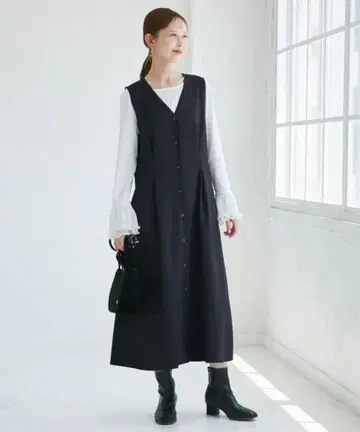 로페피크닉 울 라이크 웨이스트턱 점퍼 스커트