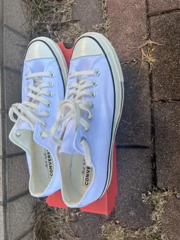 CONVERSE 화이트 로우컷 스니커즈 ct70