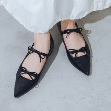 EVOL 25cm 더블 리본 포인티드 펌프스 블랙